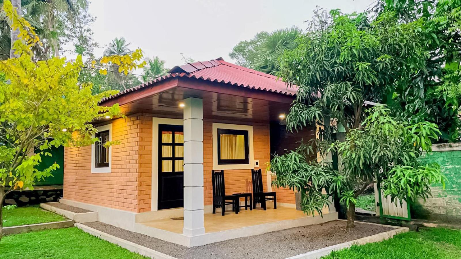 Airport Eco Cottage كاتوناياكى المظهر الخارجي الصورة